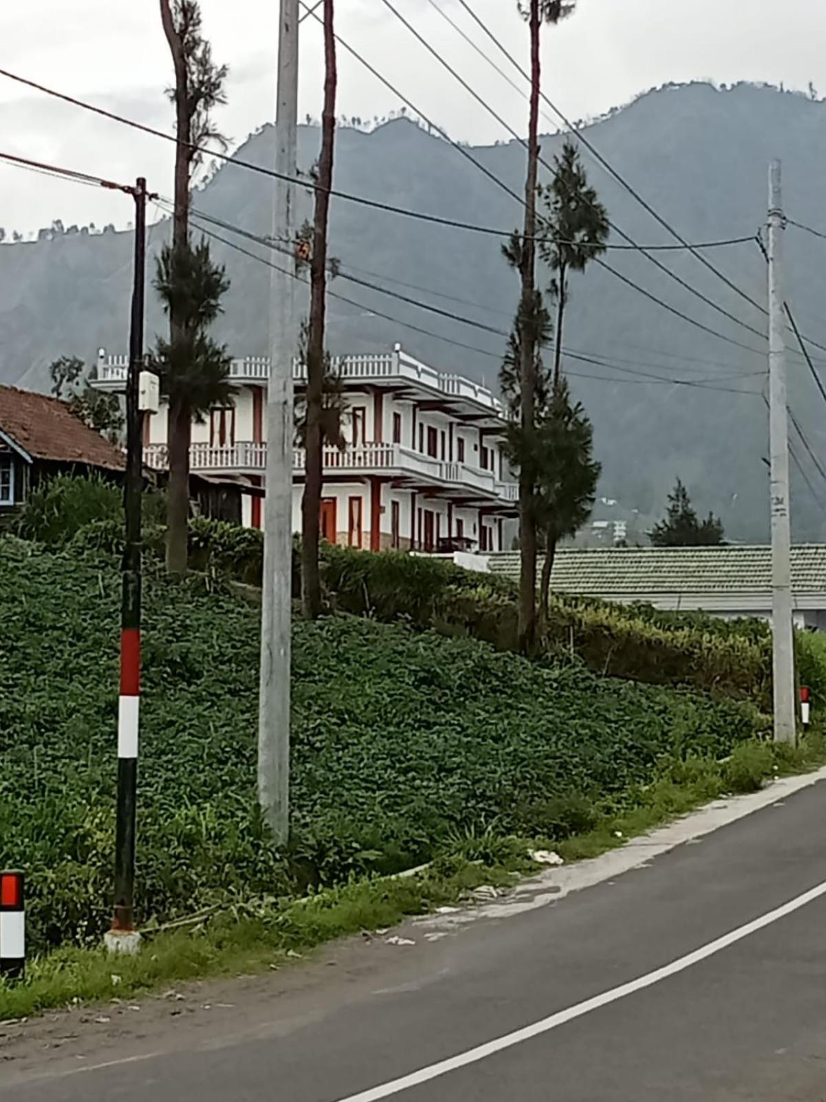 Aaa, Astungkara, Amazing Bromo Villa, Managed By Triple A Tour, Additional Bromo Jeep Tour And Airport Shuttle Ngadisari Exterior photo